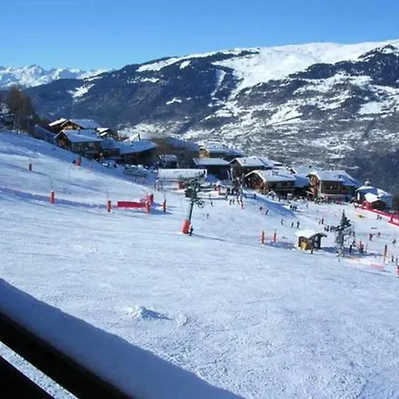 Au Pied Des Pistes A - Vue Sur Montagne - לה פלאנייה